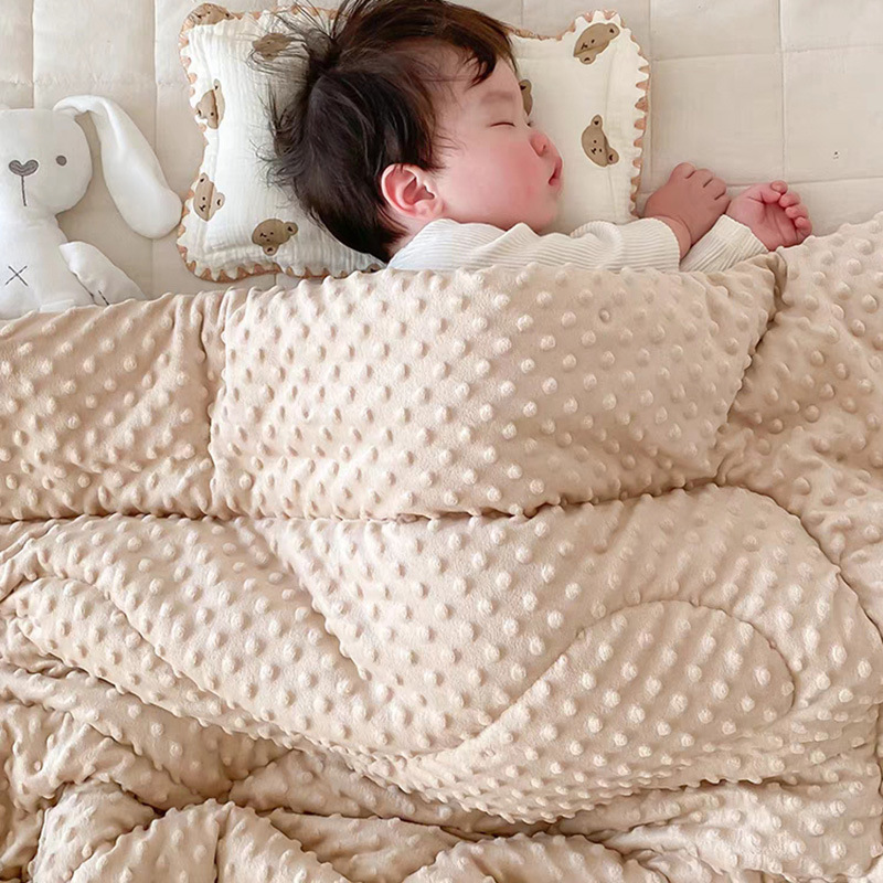 Trapunta sensoriale in cotone  - Baby Nursery Quilts recensione e prezzo
